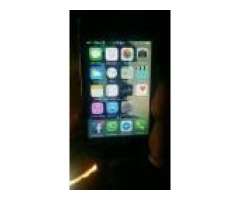 IPhone 4s sin detalles semi nuevo whasap 84888893