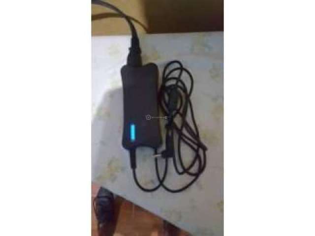 Cargador lenovo 20 voltios Cargador lenovo 20 voltios