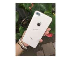 IPHONE 8 PLUS DE 64GB