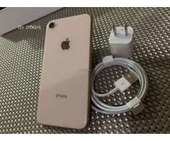 IPHONE 8 DE 64GB